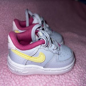 Nike Air Force 1 Low Top Sneaker